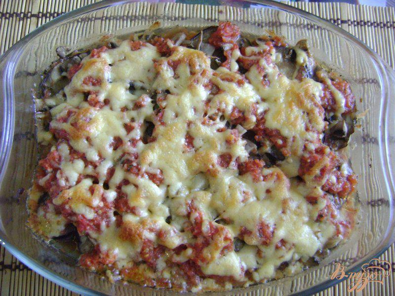 Фото приготовление рецепта: Запеканка из баклажан с помидорами и сыром шаг №12