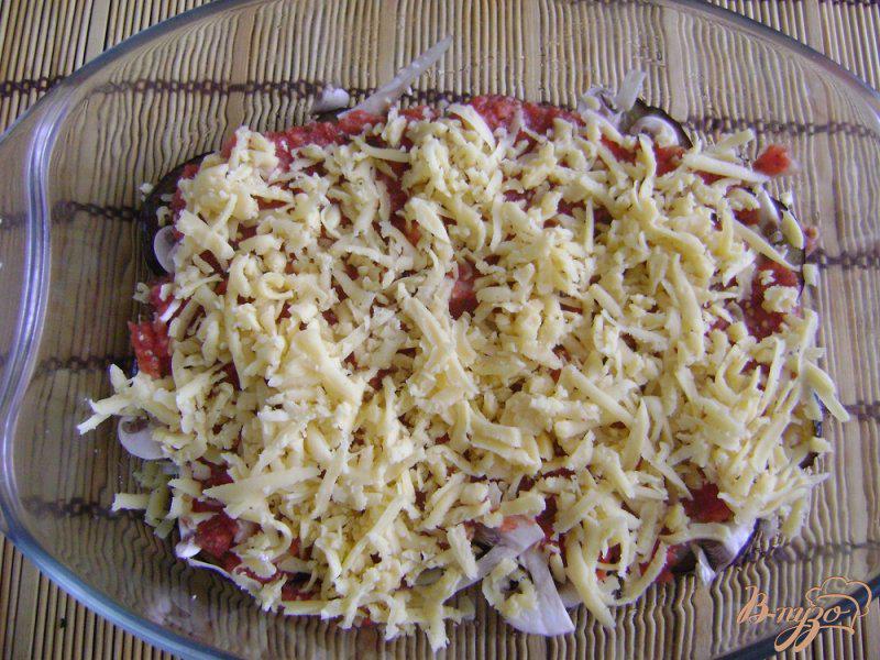 Фото приготовление рецепта: Запеканка из баклажан с помидорами и сыром шаг №11