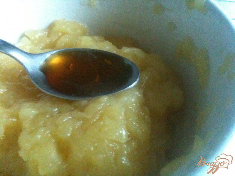 Фото приготовление рецепта: Песочное печенье с яблочно-медовой начинкой шаг №8