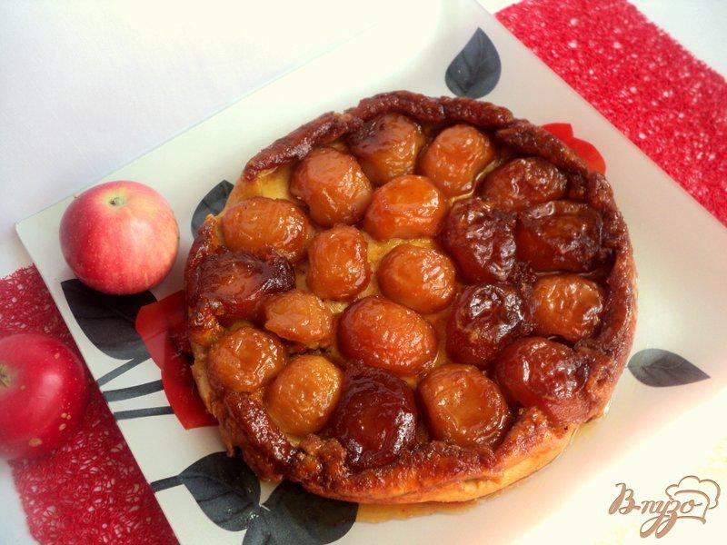 Фото приготовление рецепта: Оригинальный яблочный пирог шаг №10