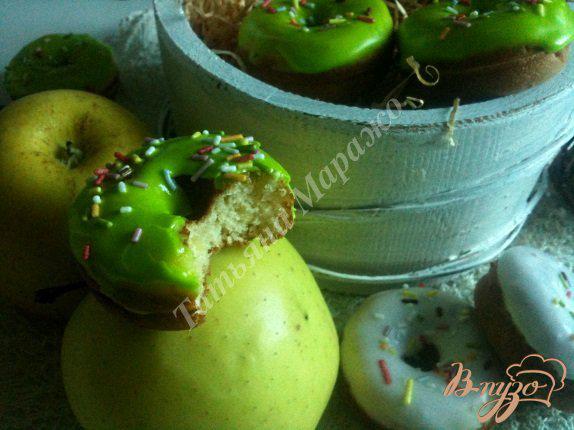 Фото приготовление рецепта: Яблочные пончики шаг №9