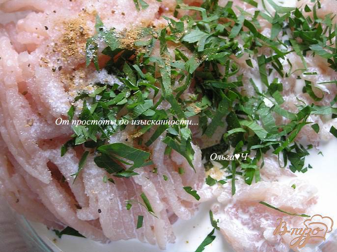Фото приготовление рецепта: Морбиделле из курицы с шампиньонами и горошком шаг №1