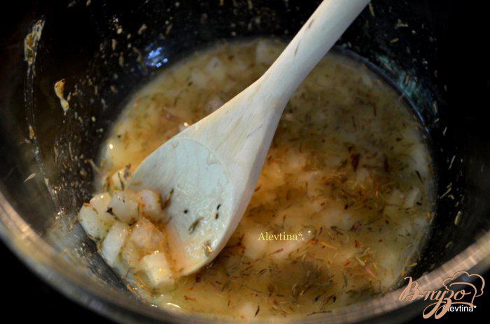 Фото приготовление рецепта: Картофель с зеленой фасолью шаг №3