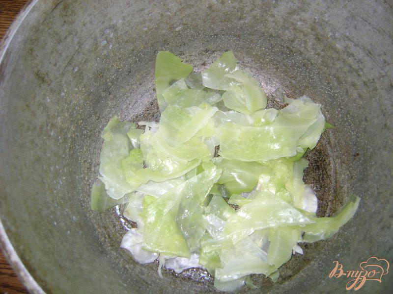 Фото приготовление рецепта: Голубцы на овощной подушке шаг №11