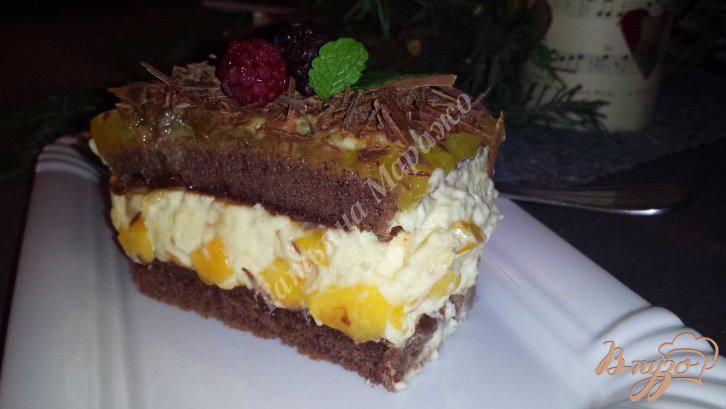 Фото приготовление рецепта: Шоколадные пирожные с начинкой из манго шаг №10
