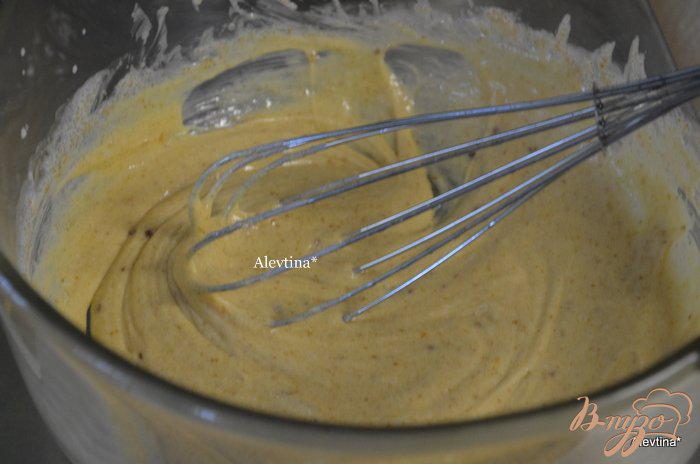 Фото приготовление рецепта: Печенье с  яблочной кислинкой и глазурью шаг №3