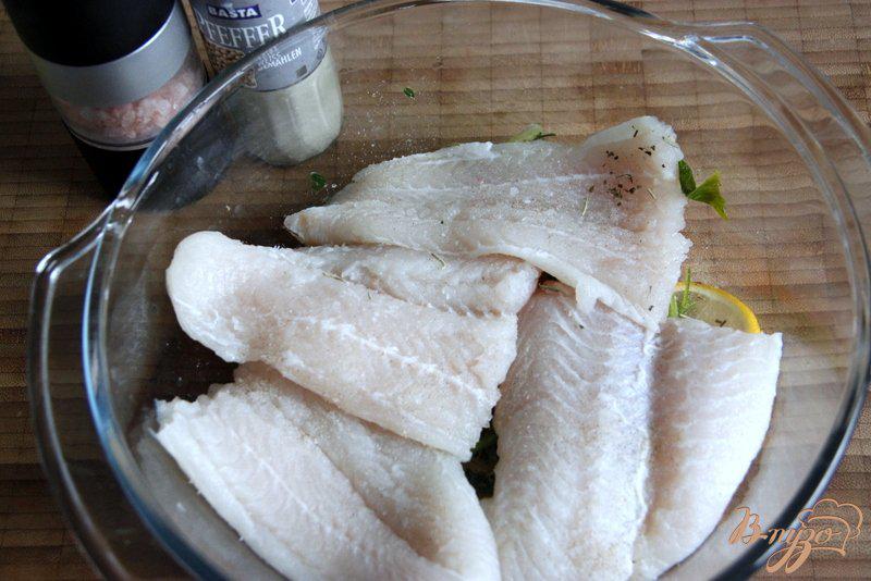 Фото приготовление рецепта: Рыба с цитрусовыми шаг №2