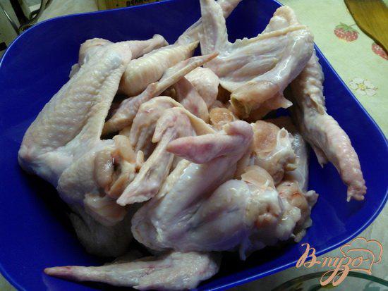 Фото приготовление рецепта: Куриные крылышки в медово-томатном маринаде. шаг №1