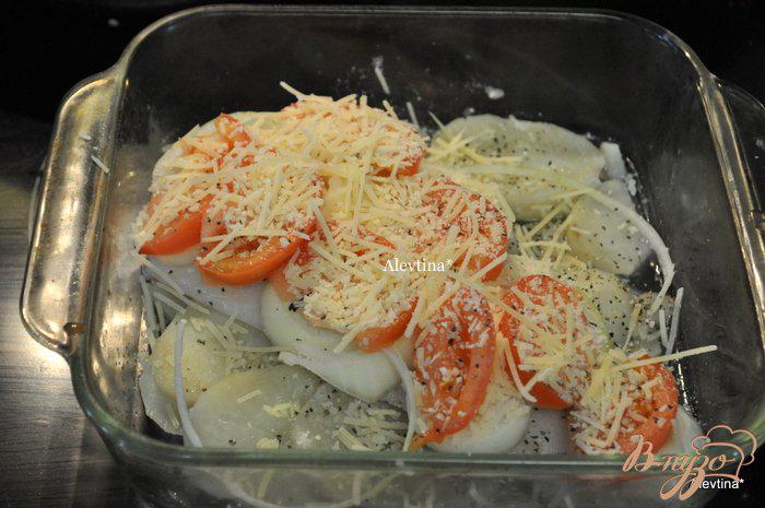 Фото приготовление рецепта: Треска запеченная в духовке с овощами шаг №2