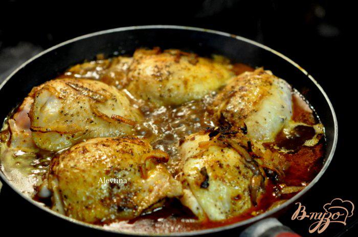 Фото приготовление рецепта: Курица паприкаш шаг №3