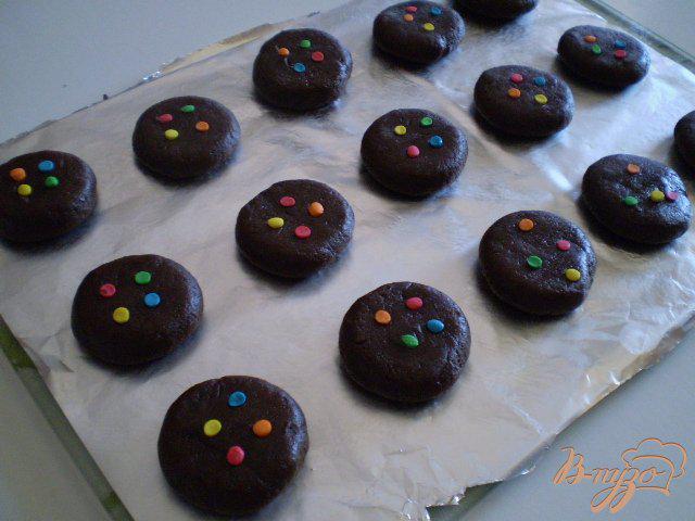 Фото приготовление рецепта: Печенье шоколадное шаг №6
