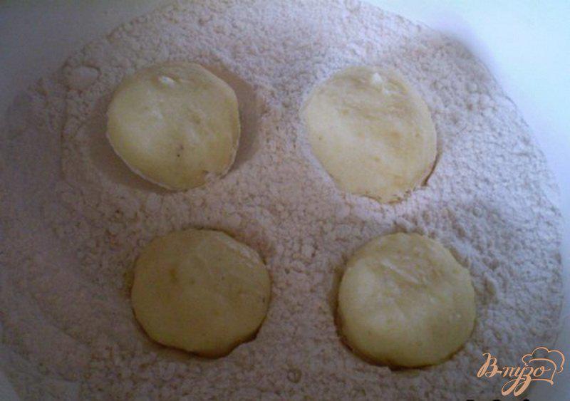 Фото приготовление рецепта: Биточки картофельные с пшенкой шаг №4