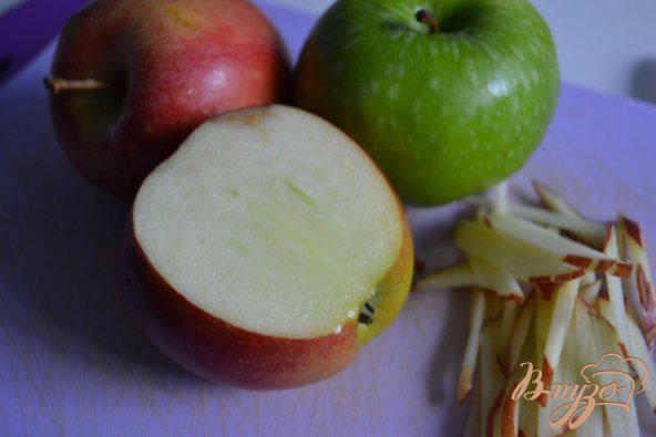 Фото приготовление рецепта: Закуска из яблока с креветками шаг №1