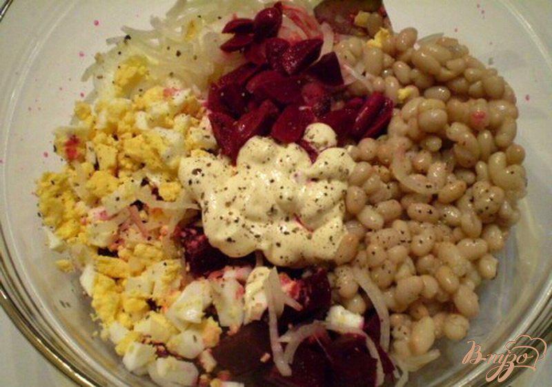 Фото приготовление рецепта: Свекольный салат с фасолью шаг №2