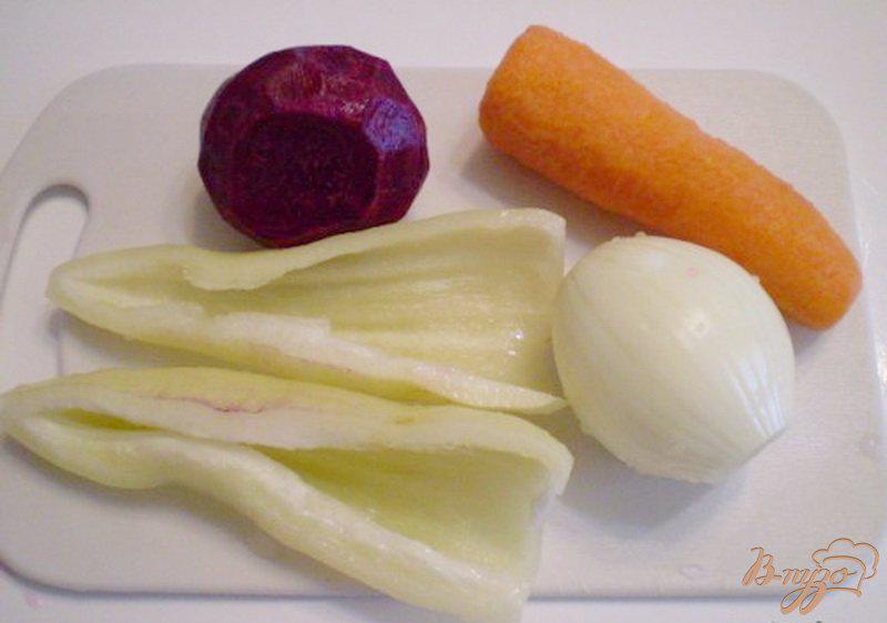 Фото приготовление рецепта: Борщ из свежих овощей с сердцем шаг №2