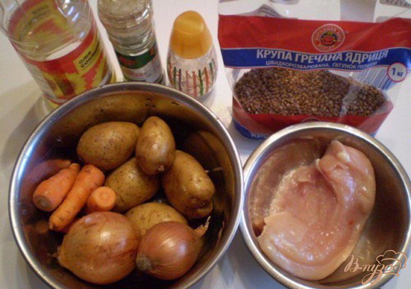 Фото приготовление рецепта: Гречневый суп с мясными шариками шаг №1