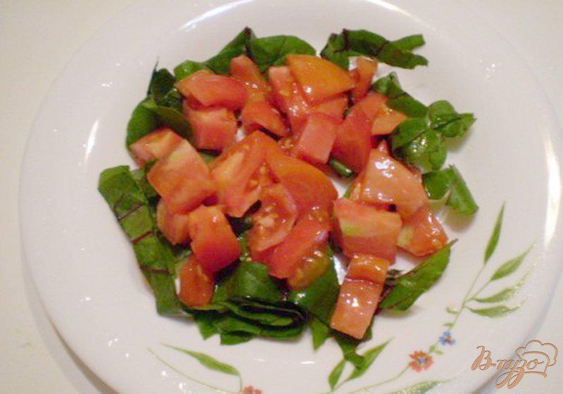 Фото приготовление рецепта: Овощной салат с горькой тыквой шаг №4