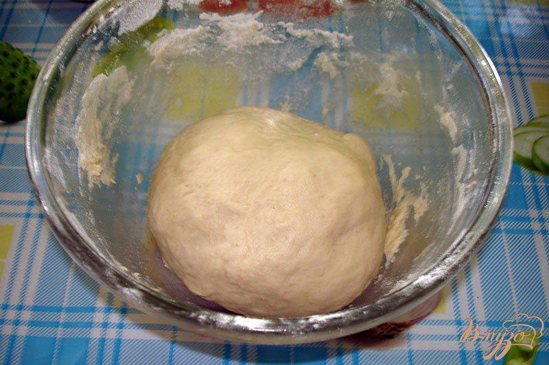 Фото приготовление рецепта: Пирожки с персиком шаг №2