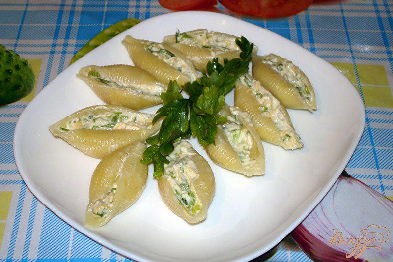 Фото приготовление рецепта: Макароны ракушки с голубым сыром шаг №3