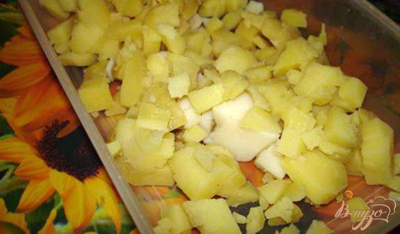 Фото приготовление рецепта: Салат с тунцом и редисом шаг №1
