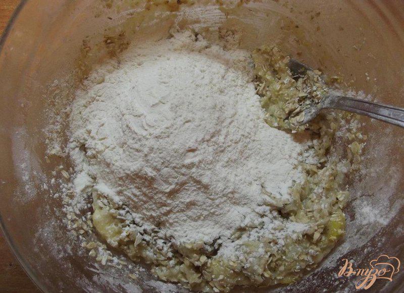 Фото приготовление рецепта: Овсяное печенье с финиками шаг №5
