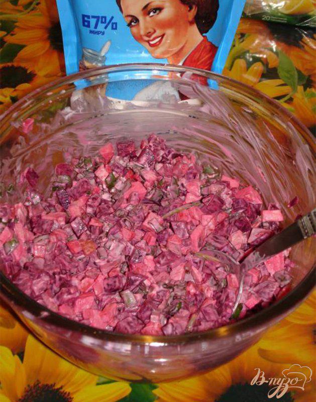 Фото приготовление рецепта: Овощной салатик с селедкой шаг №4