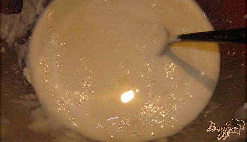 Фото приготовление рецепта: Пышные оладушки без яиц шаг №2