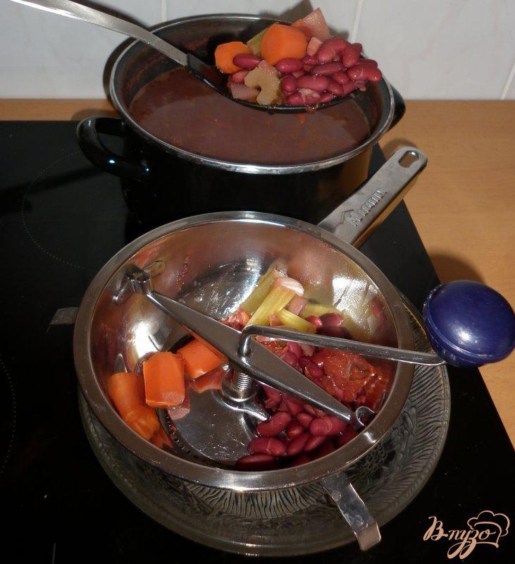 Фото приготовление рецепта: Полбовый суп из города Лукка шаг №3