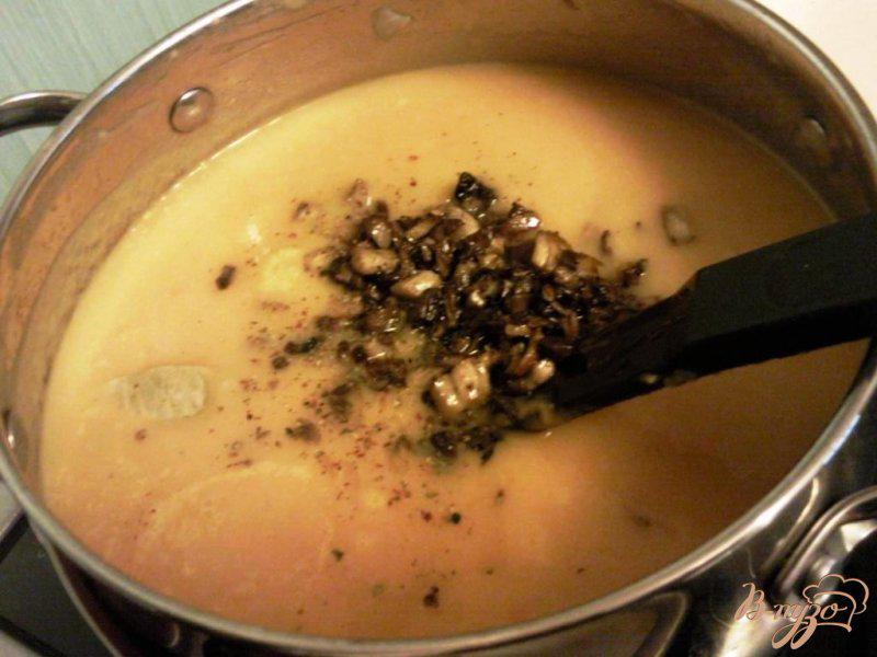 Фото приготовление рецепта: Овощной суп пюре с грибами шаг №5