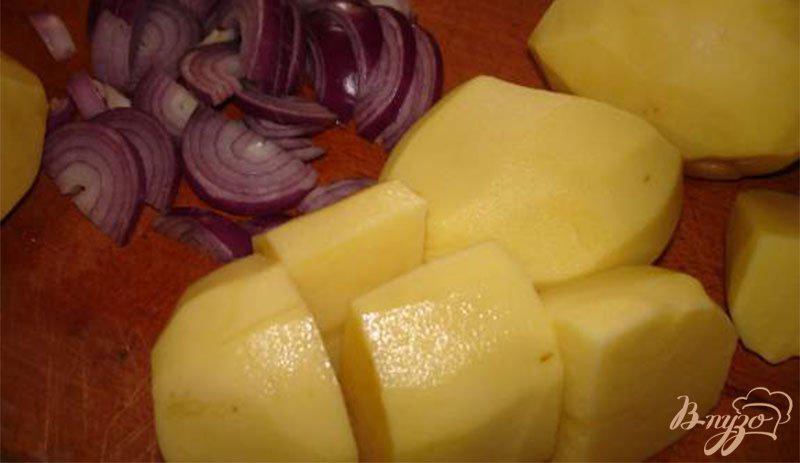 Фото приготовление рецепта: Нежный картофель с грибами шаг №1