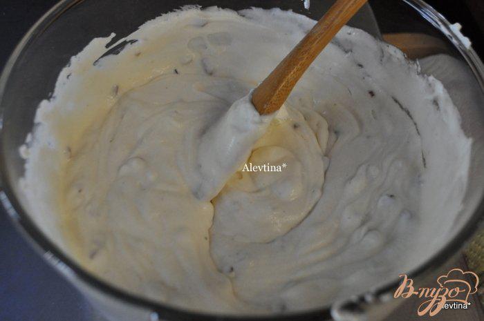 Фото приготовление рецепта: Ореховый торт шаг №12