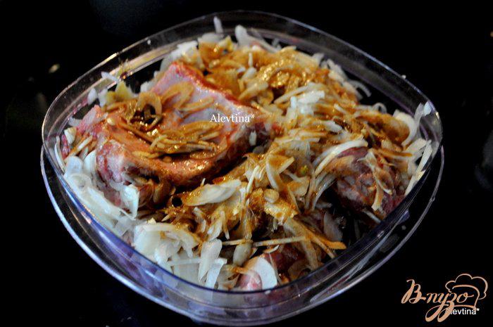 Фото приготовление рецепта: Свиные ребрышки на маринаде шаг №3