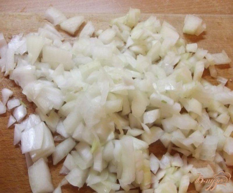 Фото приготовление рецепта: Рис с маринованными грибами шаг №2