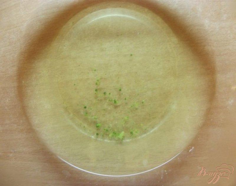 Фото приготовление рецепта: Крем-суп из брокколи с сухариками шаг №3