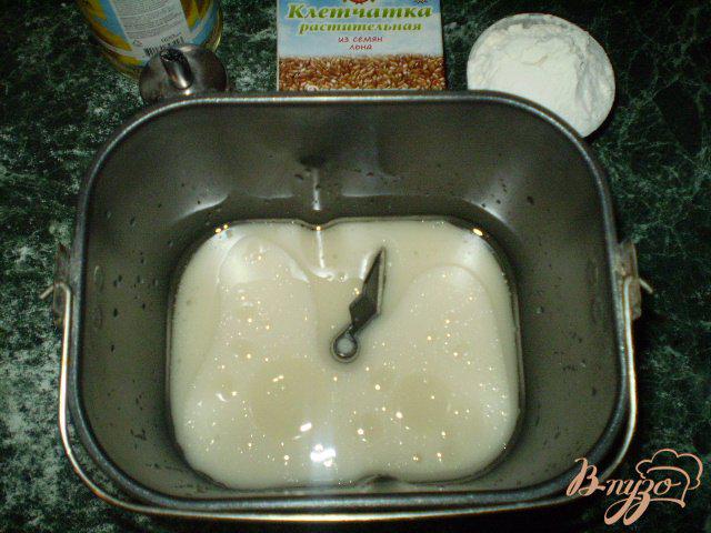Фото приготовление рецепта: Льняной хлеб из хлебопечки шаг №2