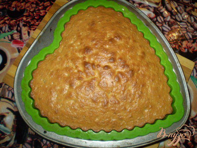 Фото приготовление рецепта: Ореховый пирог шаг №7