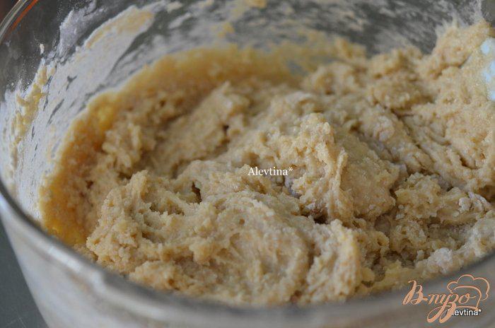 Фото приготовление рецепта: Карамельный яблочный кекс шаг №3