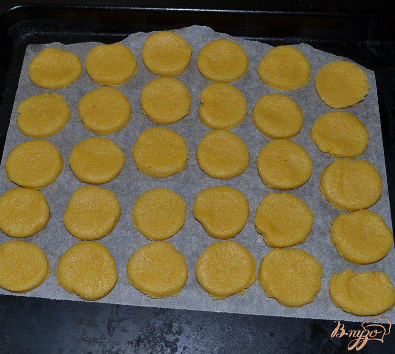 Фото приготовление рецепта: Кукурузное печенье шаг №5