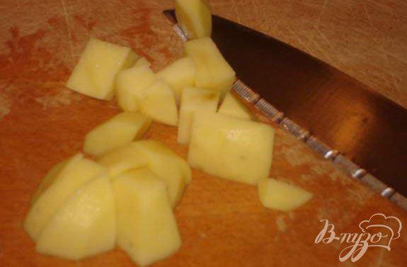 Фото приготовление рецепта: Сыроежки с картошкой шаг №3