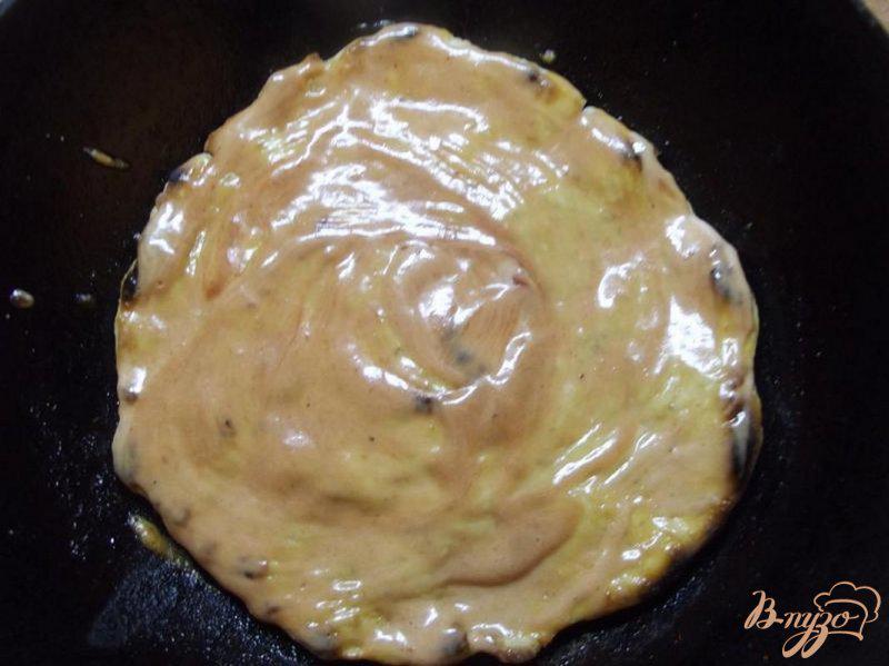 Фото приготовление рецепта: Пицца грибная с яйцом шаг №1