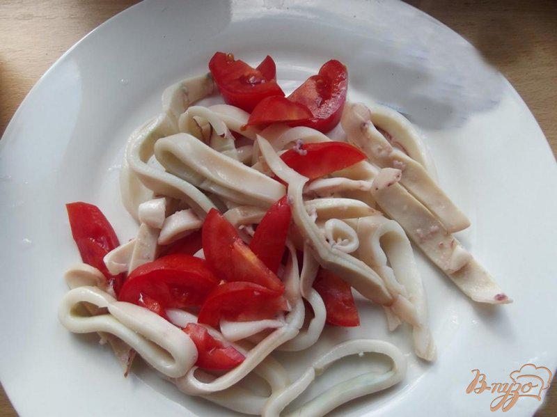 Фото приготовление рецепта: Салат из кальмара закусочный шаг №4