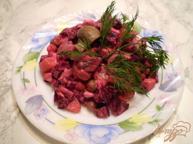 Фото приготовление рецепта: Овощной салат с шампиньонами шаг №4