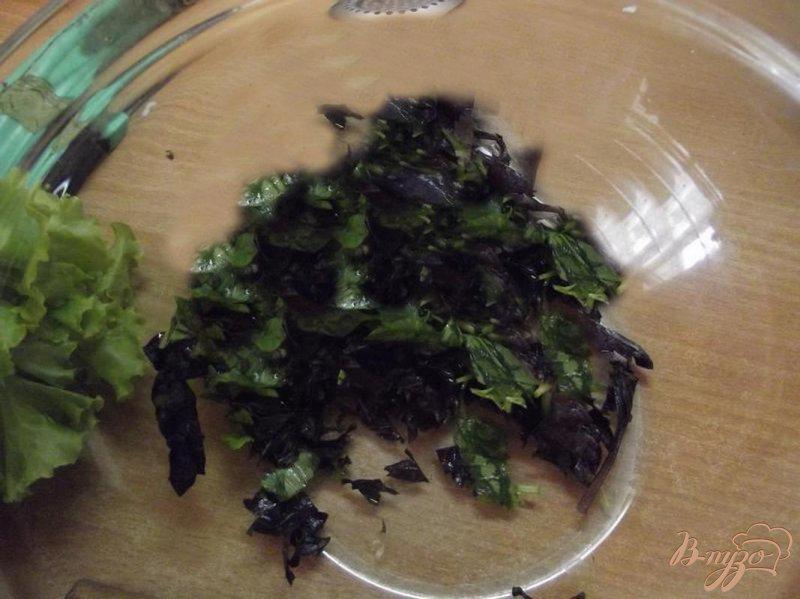 Фото приготовление рецепта: Салат из листовой свеклы шаг №2