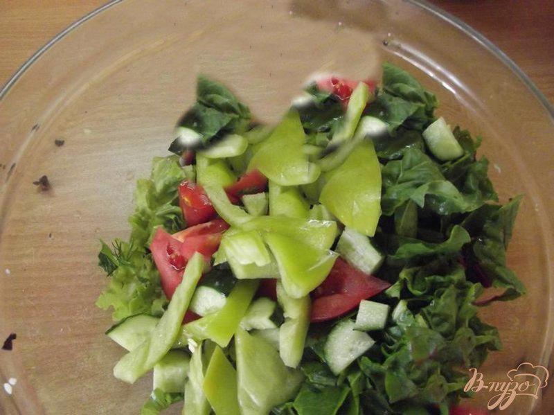 Фото приготовление рецепта: Салат из листовой свеклы шаг №5