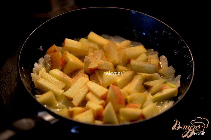 Фото приготовление рецепта: Акорн с яблочным пюре шаг №3