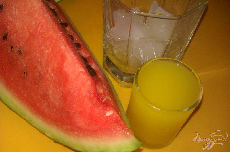 Фото приготовление рецепта: Арбузный напиток с апельсиновым соком шаг №1