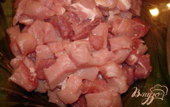 Фото приготовление рецепта: Свинина, тушеная с фасолью по рецепту сайта компании «Винзер» шаг №1