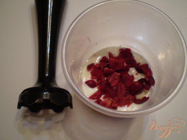 Фото приготовление рецепта: Вишневый йогурт шаг №2