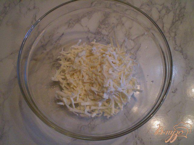 Фото приготовление рецепта: Омлет с сыром «Здоровье» шаг №2