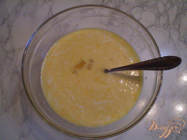 Фото приготовление рецепта: Омлет с сыром «Здоровье» шаг №4